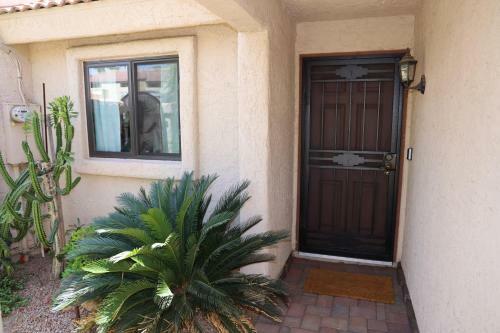 Luxury Updated 3-bedroom Home With Pool