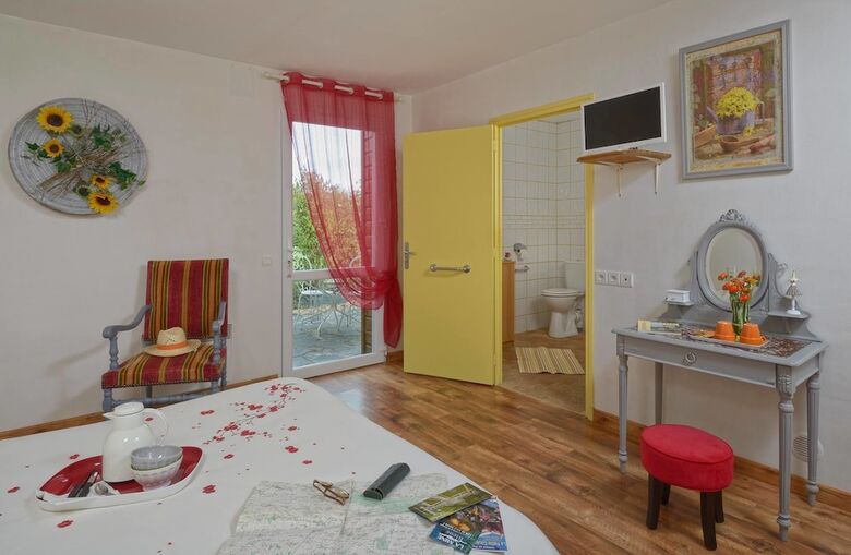 Bed & Breakfast Domaine De La Cour