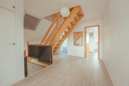 Apartamento Sea View Apt / Central / Spacious / Free Parking
