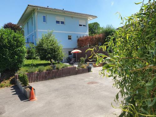 Hostal Maison D'h�tes Bleu Cudrefin