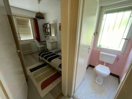 Hostal Independent Room With Stunning View In Pully