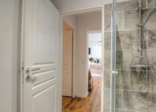 Apartamento Appartement Tranquille En Bas De Villa