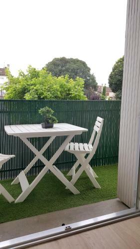 Apartamento Joli Studio Refait � Neuf Avec Balcon Et Parking