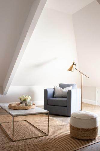 Morahan Apartment