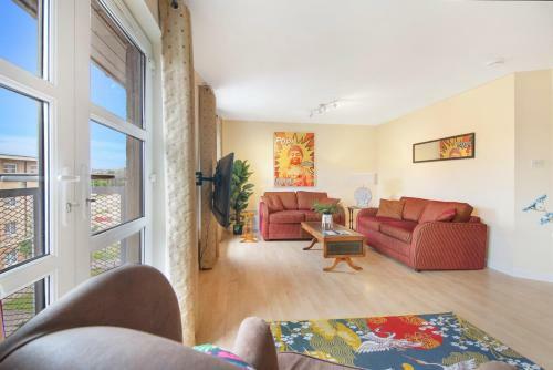 Bannermill Place - Beach Penthouse Apartments