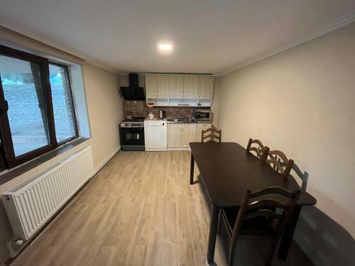 Hostal Kviparosi