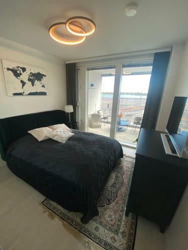 Luxury 1-bedroom Apartment With Sauna And Sea View