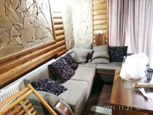 London House Bakuriani