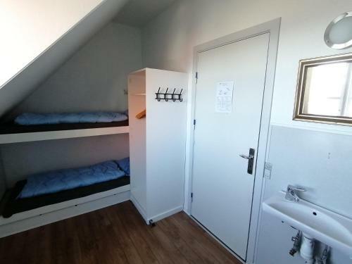 Gudhjem Vandrerhjem / Gudhjem Hostel