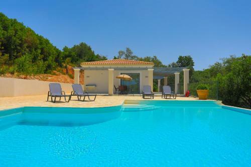 Brand New Villa Loki With Large Infinity Pool Wifi And Sea Views