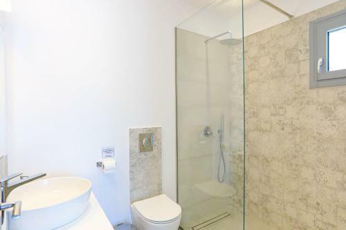 Brand New Villa Loki With Large Infinity Pool Wifi And Sea Views