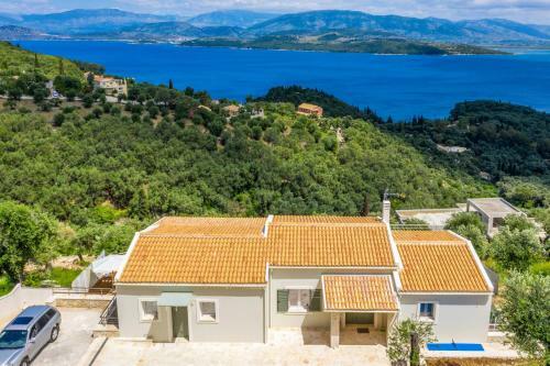 Villa Aurora Kerasia By Villa Plus