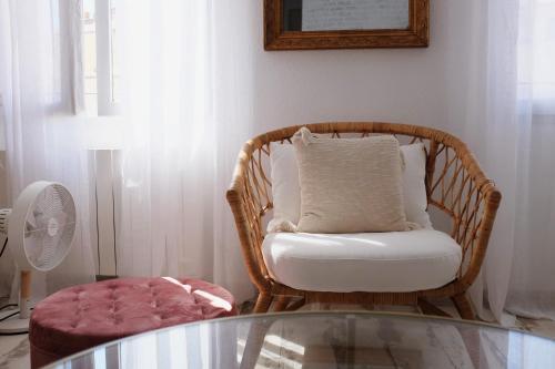 Bonito Apartamento Amueblado Idealmente Ubicado En El Centro De Aix