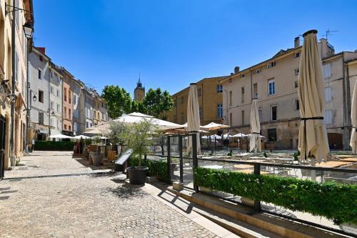 Bonito Apartamento Amueblado Idealmente Ubicado En El Centro De Aix
