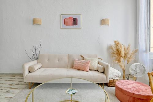 Bonito Apartamento Amueblado Idealmente Ubicado En El Centro De Aix