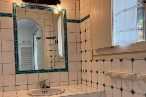 Charming Villa With Swimming Pool - Ideal Holiday