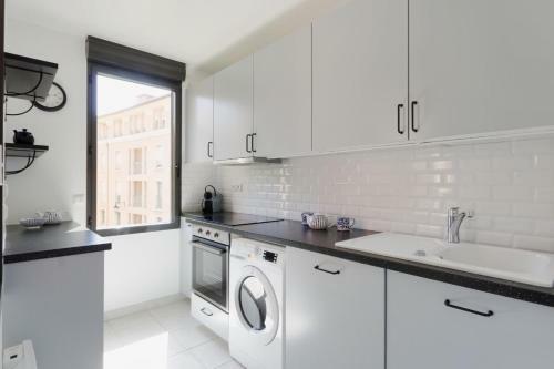 Bonito Apartamento De 4 Estrellas Con Balc�n En El Centro De Aix En Provenc