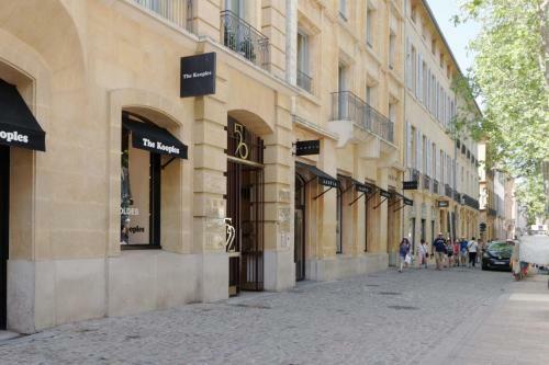 Bonito Apartamento De 4 Estrellas Con Balc�n En El Centro De Aix En Provenc