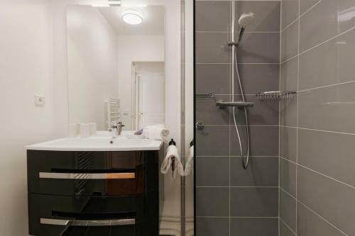 Bonito Apartamento De 4 Estrellas Con Balc�n En El Centro De Aix En Provenc