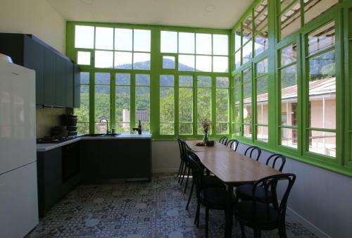 Hostal Polifonia Inn Borjomi