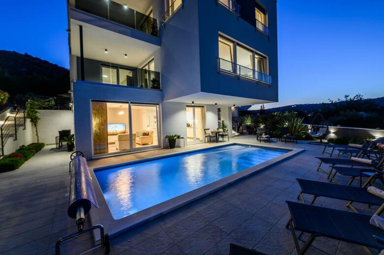 Apartamentos Villa Kapetanova Lanterna