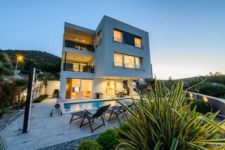 Apartamentos Villa Kapetanova Lanterna