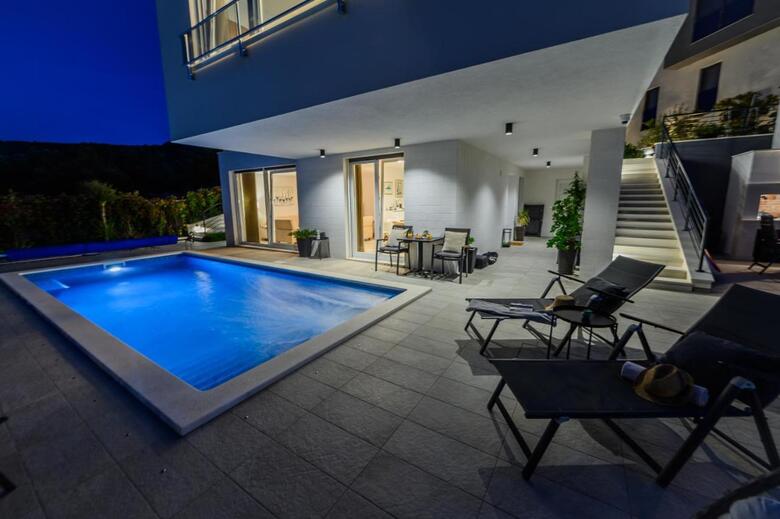Apartamentos Villa Kapetanova Lanterna