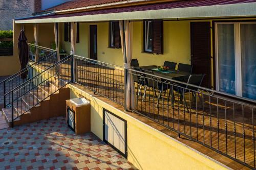 Villa Vacation House Maria, Big Garden, Private Parking