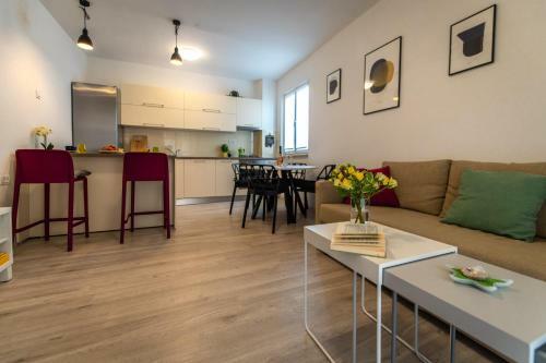 Villa Vacation House Maria, Big Garden, Private Parking