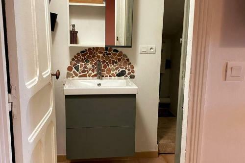 Apartamento Studio Atypique Sur Le Cours Napol�on