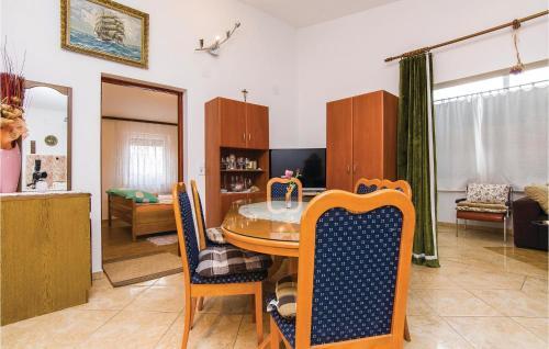 Two-bedroom Apartment In Vir