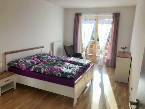 Apartment Slune?n� Louka