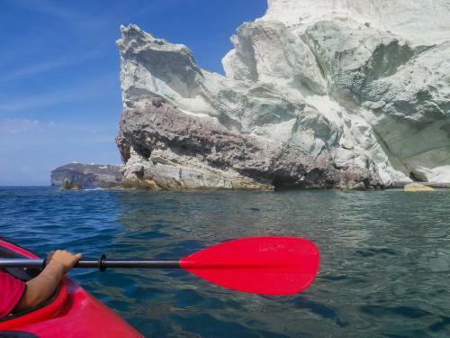 Villa Santorini Beach Cave, Seaside Accommodation, 7 Footsteps To The Sea!