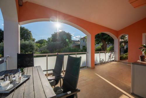 Apartment Mariuccia With Private Pool