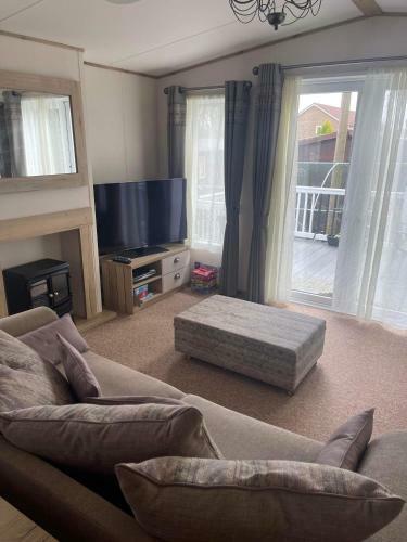 A Modern Static Caravan To Sleep 6 Comfortably
