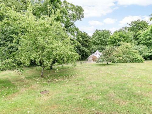 Apple Blossom Yurt