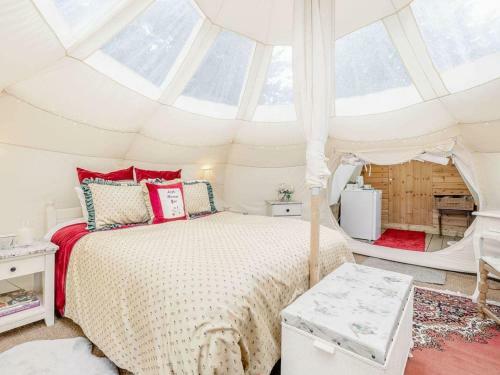 Apple Blossom Yurt