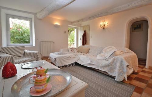 Holiday Home Cheval Blanc Chemin Du Milieu