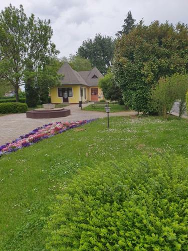 Anik� V�zparti Apartman