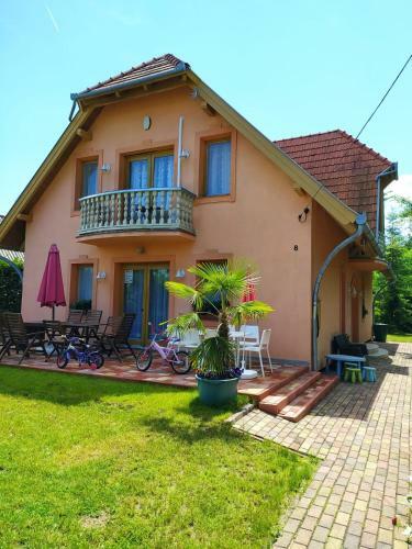 Apartamento Threefamily'shome