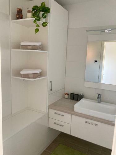Rizling Apartmanh�z**** Balatonalm�di