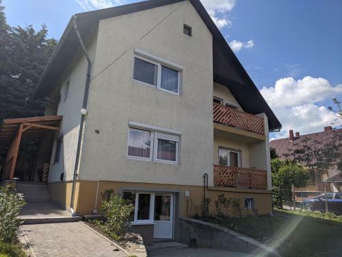 Apartamento Villa Emily In Balatonbogl�r