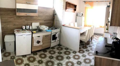 Apartamento Villa Emily In Balatonbogl�r