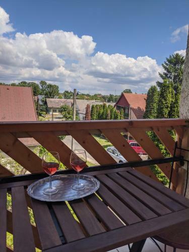 Apartamento Villa Emily In Balatonbogl�r