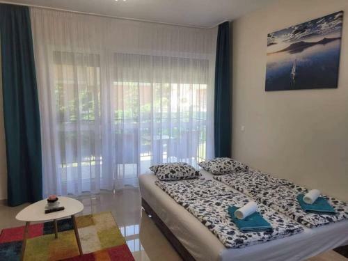 Mediterr�n Apartman Balatonbogl�r