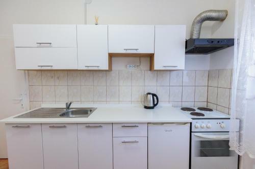 Apartmani Ema I Toni