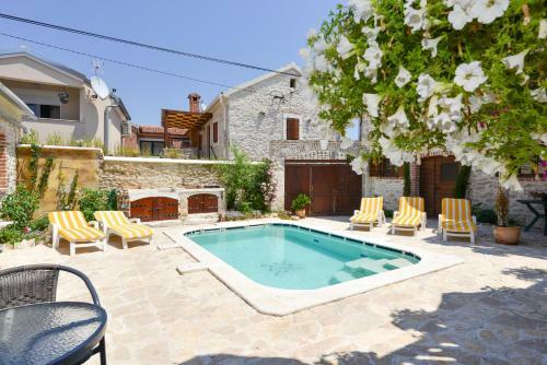 Apartamentos Studios Villa Romantica