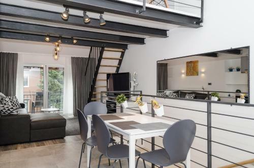 Grey Apartment Zagreb