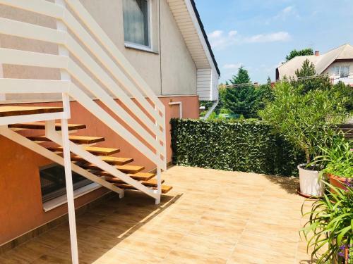 Medenc�s Apartman