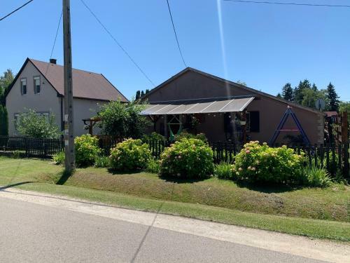 Balatonm�riaf�rd? Chill House